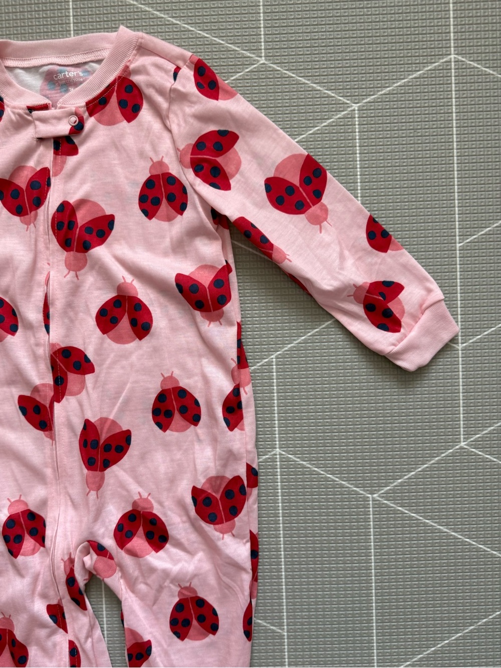Carter's|Baby girl/toddler Pink Ladybug Print long sleeve footies•••Like new 3T